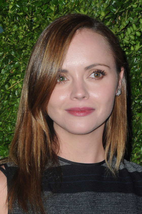 كريستينا ريتشي تعلن خطوبتها من حبيبها تقني التصوير صورة رقم 9 كريستينا ريتشي تعلن خطوبتها من حبيبها تقني التصوير صورة رقم 9