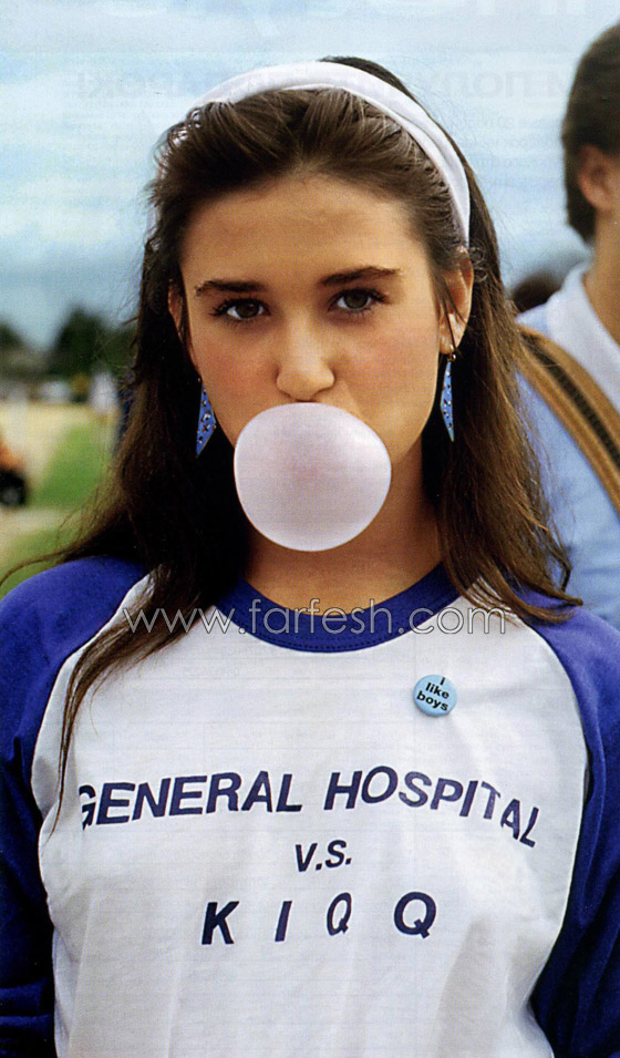 ديمي مور تعشق.. الفن التشكيلي! صورة رقم 6 ديمي مور تعشق.. الفن التشكيلي! صورة رقم 6