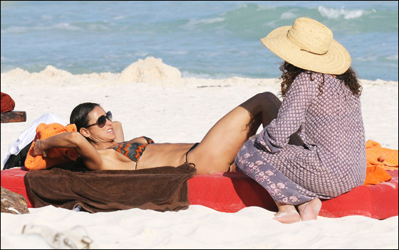 بالصور: ديمي مور في موعد غرامي مع هاري مورتون صورة رقم 5 بالصور: ديمي مور في موعد غرامي مع هاري مورتون صورة رقم 5