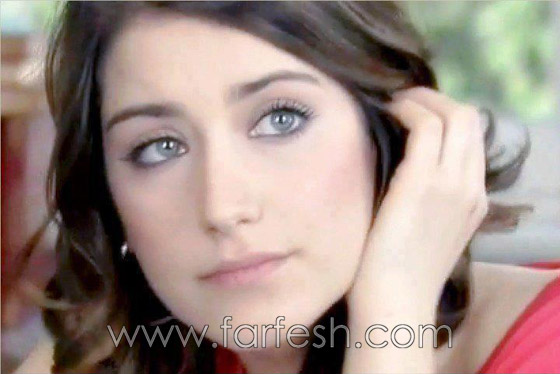 من وراء شخصية من وراء شخصية