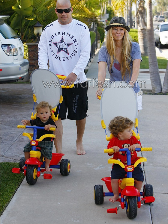 جينا جاميسون اعتزلت التمثيل الاباحي رافة باطفالها صورة رقم 2 جينا جاميسون اعتزلت التمثيل الاباحي رافة باطفالها صورة رقم 2