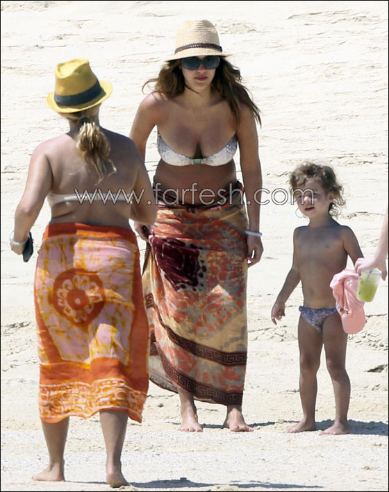 مع اقتراب ولادتها.. جيسيكا على شواطئ المكسيك بالبكيني صورة رقم 17 مع اقتراب ولادتها.. جيسيكا على شواطئ المكسيك بالبكيني صورة رقم 17