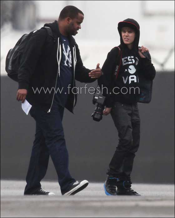 شاهدوا.. جستن بيبر لحظة هبوط طائرته الخاصة! صورة رقم 2 شاهدوا.. جستن بيبر لحظة هبوط طائرته الخاصة! صورة رقم 2