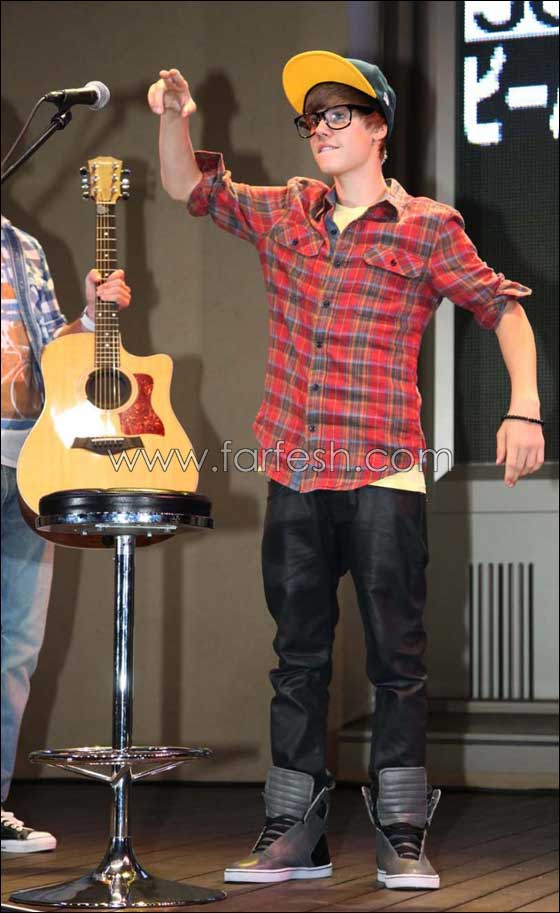 شاهدوا.. جستن بيبر لحظة هبوط طائرته الخاصة! صورة رقم 16 شاهدوا.. جستن بيبر لحظة هبوط طائرته الخاصة! صورة رقم 16