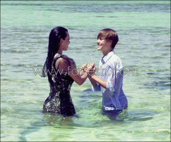 ليدي غاغا تجمع الاموال لليابان والمشاهير يصلون من اجلهم!  صورة رقم 26