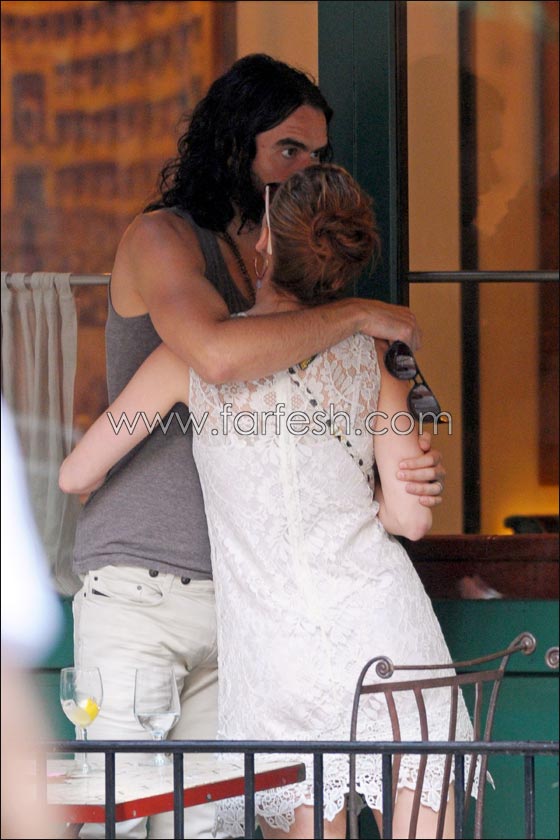 كاتي بيري وزوجها راشيل براند في رحلة رومانسية على الدراجات!  صورة رقم 5