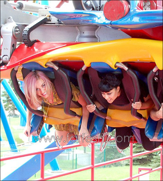 بالصور.. كايتي بيري تخوض ألعاب مخيفة في الملاهي!!  صورة رقم 4