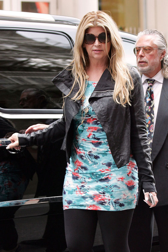 متجر ملابس نسائية يرفض استقبال 