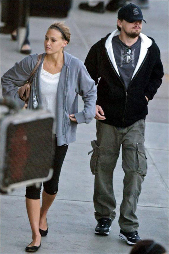 انفصال دي كابيرو وبار رفائيلي بعد علاقة حب دامت 5 اعوام!!  صورة رقم 2