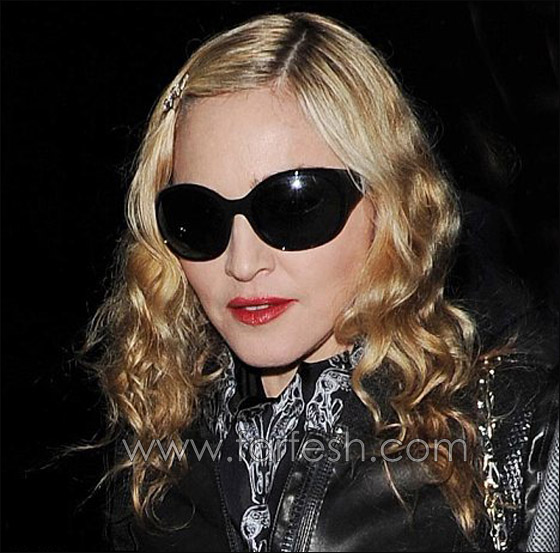 مادونا تؤدي رقصة ساخنة بحضن صديقها الجزائري! صورة رقم 4 مادونا تؤدي رقصة ساخنة بحضن صديقها الجزائري! صورة رقم 4