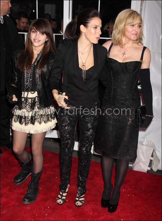 مادونا تطلب طلبات جنونية خلال جولتها الفنية!  صورة رقم 8