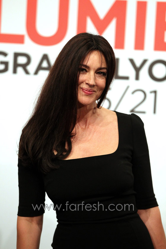 مونيكا بيلوتشي أكثر من رائعة بعد ان اتمت الـ48 عاما! صورة رقم 9 مونيكا بيلوتشي أكثر من رائعة بعد ان اتمت الـ48 عاما! صورة رقم 9