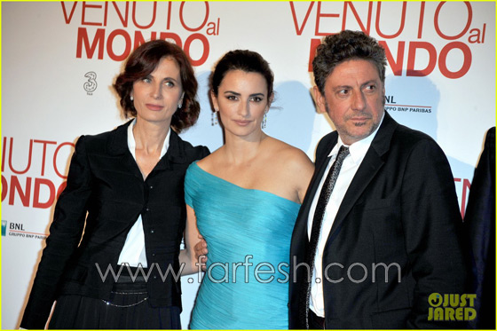 بالصور.. بينيلوبي كروز تبهر الجميع بالثوب الازرق! صورة رقم 1 بالصور.. بينيلوبي كروز تبهر الجميع بالثوب الازرق! صورة رقم 1