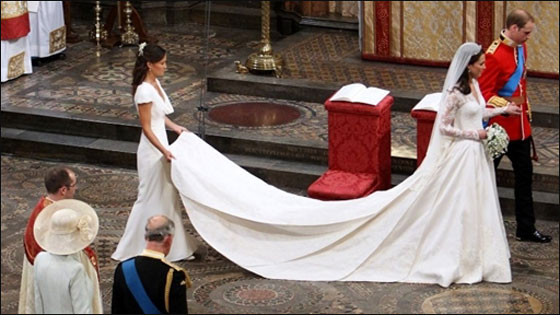 صورة لشقيقة كايت ميدلتون بملابسها الداخلية تثير الجدل!!    صورة رقم 28