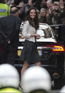 مسلسلات اون لاين ينقل لكم احدث الصور لتوافد أهم الشخصيات للزفاف الملكي  صورة رقم 1