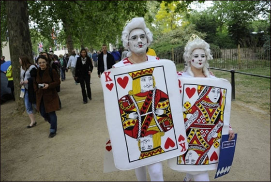 مسلسلات اون لاين ينقل لكم احدث الصور لتوافد أهم الشخصيات للزفاف الملكي  صورة رقم 39