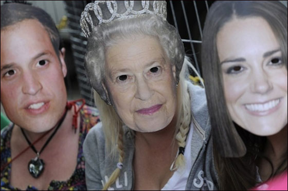 مسلسلات اون لاين ينقل لكم احدث الصور لتوافد أهم الشخصيات للزفاف الملكي  صورة رقم 31