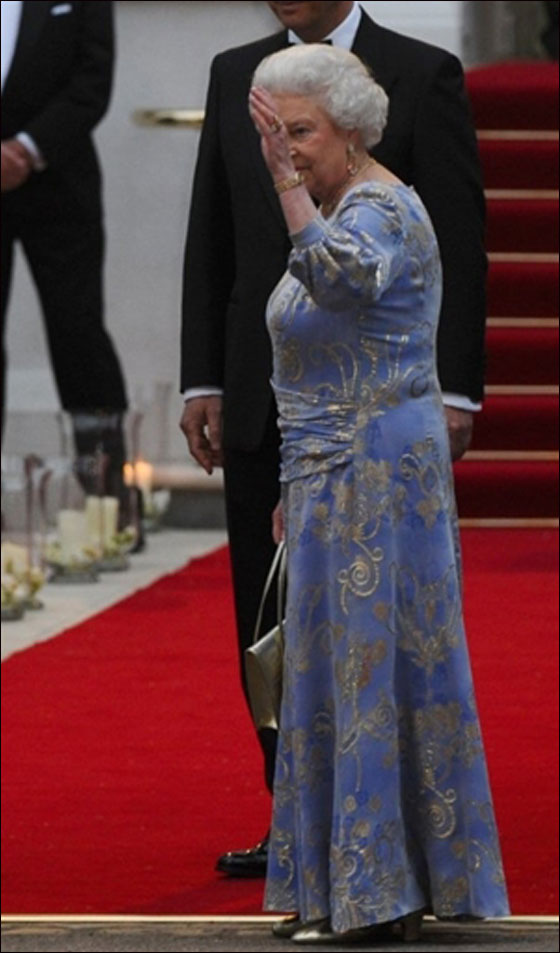 مسلسلات اون لاين ينقل لكم احدث الصور لتوافد أهم الشخصيات للزفاف الملكي  صورة رقم 17