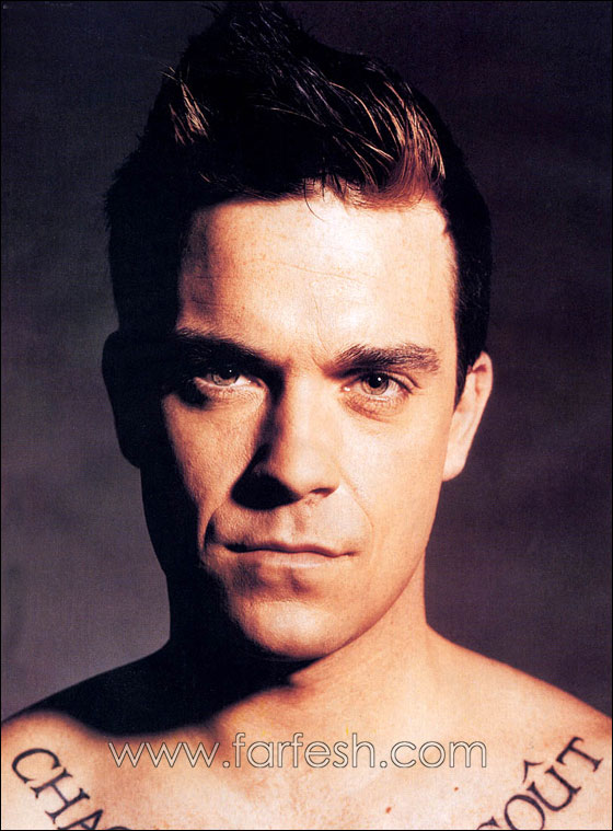 روبي ويليامز لا يستطيع السيطرة على نفسه امام كايلي وهي منزوعة! صورة رقم 15 روبي ويليامز لا يستطيع السيطرة على نفسه امام كايلي وهي منزوعة! صورة رقم 15