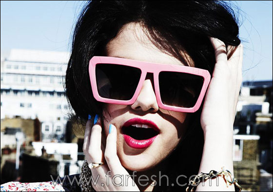 سيلينا غوميز توقع جماهيرها في مقالب مضحكة!  صورة رقم 10