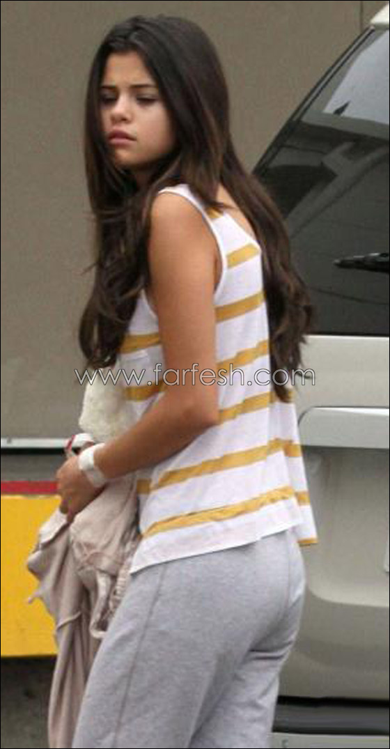 سيلينا غوميز: هل هي حامل من جاستن بيبر ام مريضة؟!! صورة رقم 7 سيلينا غوميز: هل هي حامل من جاستن بيبر ام مريضة؟!! صورة رقم 7