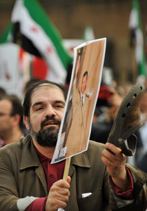 سوريا:  23 شخصا قتلوا بهجمات عسكرية بعد صلاة عيد الاضحى! صورة رقم 2