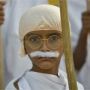 1000 طالب يتنكرون بزي غاندي ويحطمون الرقم القياسي    
