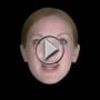 شاهدوا.. رأس إمرأة يرسل رسائل نصية ويعبر عن العواطف 	
