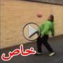 مهارات مدهشة: رجل خمسيني بدين يلعب كرة القدم بحرفية النجوم 	