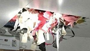 افتضاح مهووس بالملابس النسائية بعد انهيار سقف