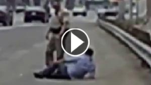 بالفيديو.. شاهد كيف اذلت الخمرة سائقا فتمدد على الشارع السريع