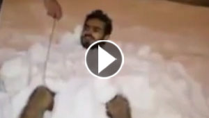 فنان يتحدى الاسد بقضاء ليلة مع اولاده في مخيم للاجئين السوريين