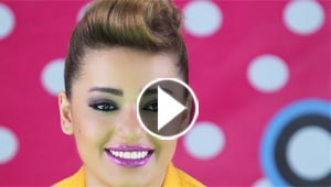 بالفيديو.. رحمة رياض تصور عنودي بأسلوب Lyric Video 