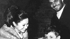 عمر الشريف: هذا سر غيابي انا وابني طارق عن جنازة فاتن حمامة