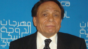 عادل إمام يعتذر لنور الشريف قائلا: قصّرت في حقّك