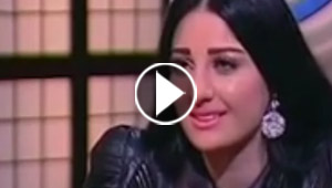  اعلامي مصري يحاور الراقصة صافيناز حول لبسها القناب وجهاد النكاح