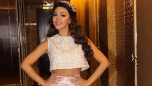 صور ميريام فارس بثوب يكشف عن بطنها وتاج ماسي على راسها