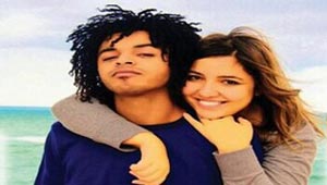 صور: مي كساب تشكو لجمهورها من خطيبها (اوكا) الذي خاصمها، فيضطر للاعتذار لها 