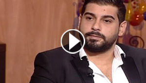 فيديو ادم يبدي اعجابه بصورة فاحشة، ينفي تعاطيه المخدرات ويغني (على بالي)