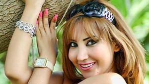 الفنانة رولا اسير تتهم مخرج وجع البنات بالتحرش بها، فماذا كان ردّه؟  