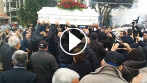  فبدبو صور جنازة عصام بريدي والعائلة تعتبر انه عريس وتزفه بالموسيقى 