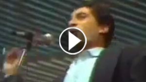 فيديو نادر للفنان الراحل احمد زكي يقلد خمسة  فنانين كبار