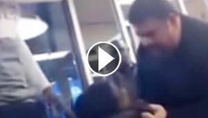 بالفيديو: رجل يهدد آخر بان يتناوله على وجبة الافطار.. بسبب امرأة