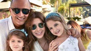 صور نانسي عجرم تحتفل بعيد ميلاد ابنتيها مع زوجها مع فادي 