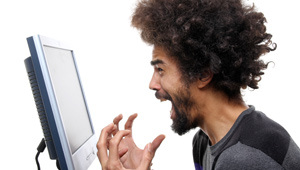 هذا ما يحدثه انهيار الانترنت فجأة.. اشبه بهزة ارضية