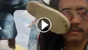 فيديو مثير.. ركلة قوية من طفلة على الوجه تسبق صورة سيلفي