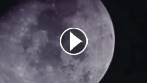 ناسا ترصد موسيقى غريبة خلال رحلة لها حول القمر