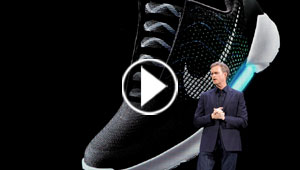 الخيال اصبح واقعا.. حذاء يشد رباطه بنفسه من Nike. شاهد الفيديو