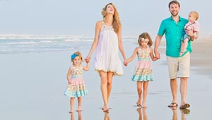  بلد الروعة والجمال.. 67% من اطفال ايسلندا مولودون خارج اطار الزواج