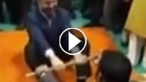 اردوغان يحكم مباراة في المصارعة بين نجله وكبير مستشاريه!